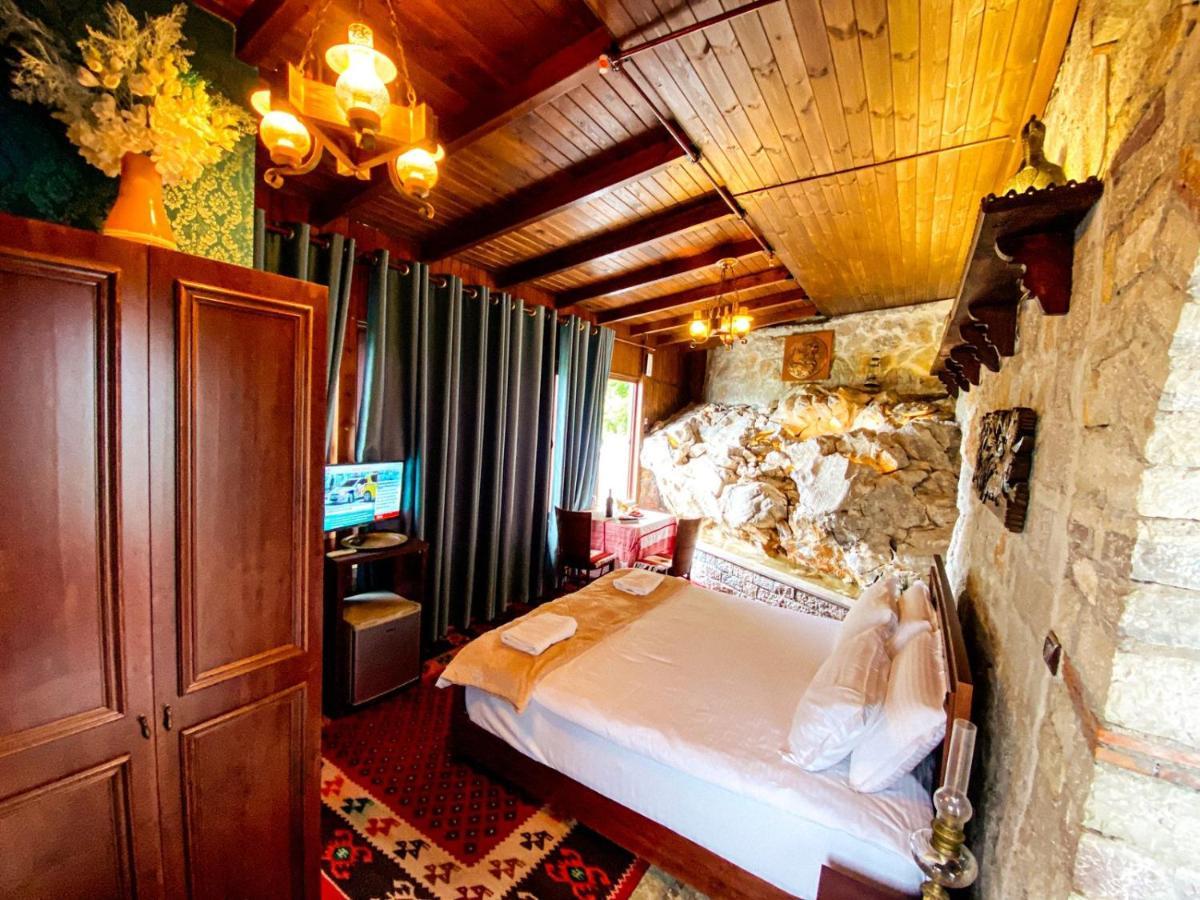 Hotel Iliria Canaj Kültér fotó