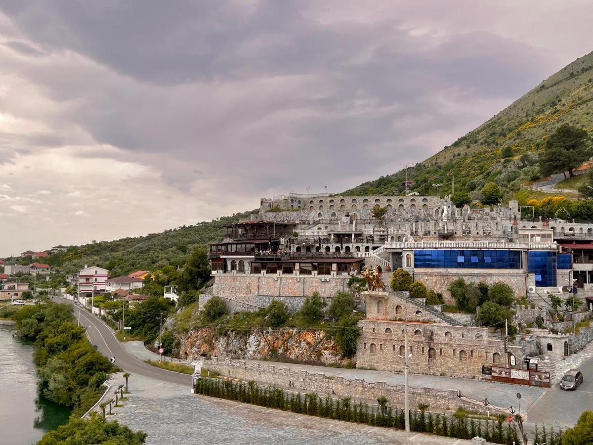 Hotel Iliria Canaj Kültér fotó